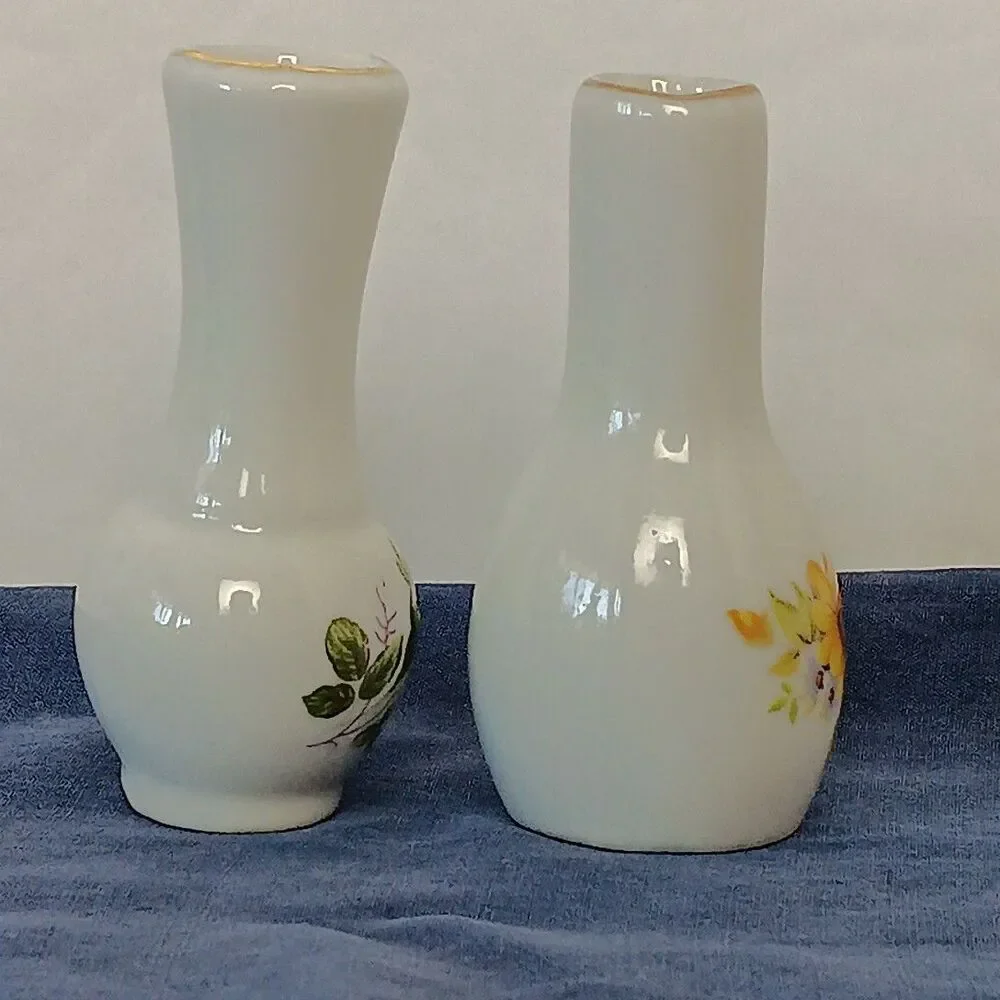 Miniature Vase 2 1/2” Tall Porcelain  Yellow and Pink Flowers Gold Rim